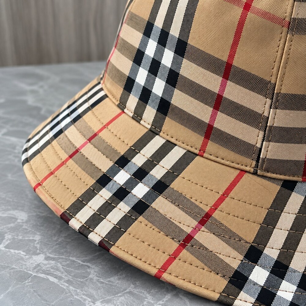 Burberry Vintage Check Bucket Hat - Picture 6 of 6